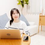 女性