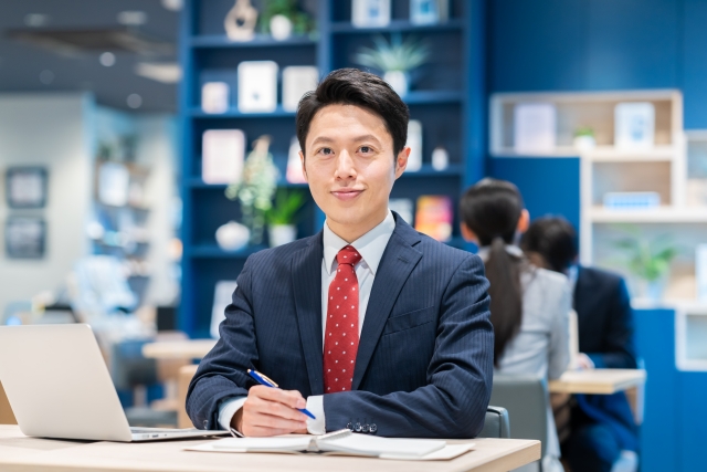 コンサルタント